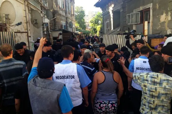 Avocatul Poporului, sesizare în evacuările din Vulturilor, după un articol de pe www.realitatea.net