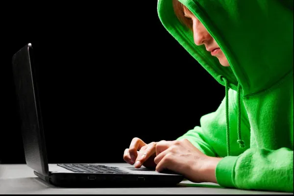 Germania acuză Rusia de un atac informatic asupra Bundestagului