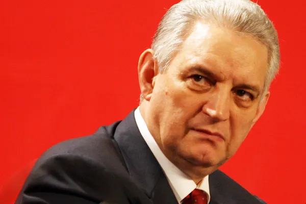 E oficial: Sârbu nu mai e senator. Cine i-a luat locul la conducerea grupului PSD din Senat