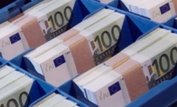 PSD guvernează pe datorie. România se împrumută masiv