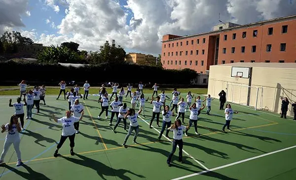 Deținutele dintr-o închisoare din Italia, flash-mob în onoarea Papei Francisc