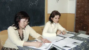 Cadrele didactice primesc statut de polițiști