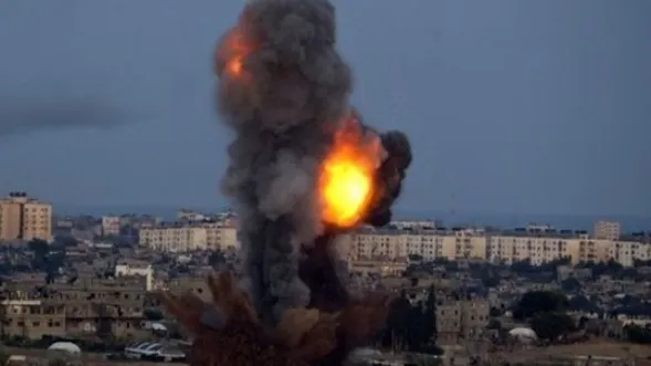 Rusia intensifică bombardamentele în Siria