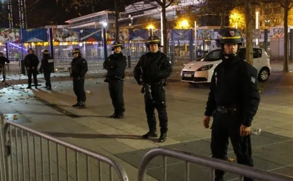 Ce presupune Starea de urgență decretată în Franța după atentatele de la Paris