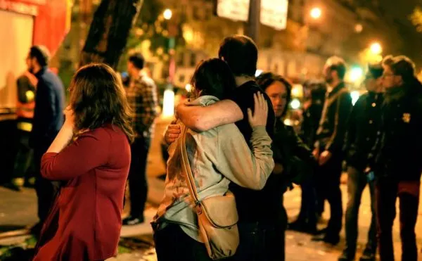 Mărturia dură a unui supravieţuitor de la Bataclan: "Drumul era plin de trupuri înecate în sânge"