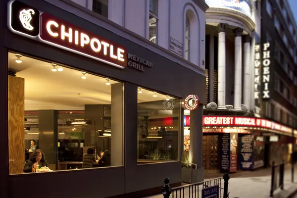Infecții cu E.coli la persoane din șase state americane care au mâncat în restaurante Chipotle Mexic
