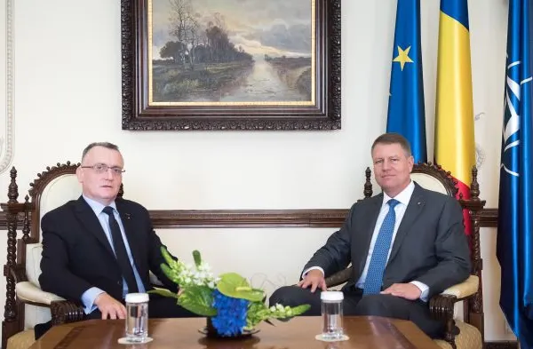 Întâlnire Iohannis - Cîmpeanu. Prioritatea guvernului: bugetul pe 2016 și răniții din Colectiv