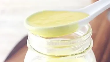 Cel mai bun dressing cu iaurt şi muştar. E simplu de preparat