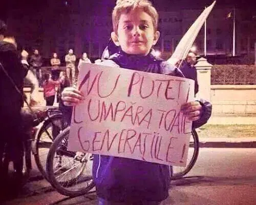 Fotografii care fac cât o mie de cuvinte. Cele mai sugestive imagini de la protestele din Capitală