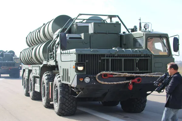 Rachetele rusești S-400 ridică temperatura în Siria. Reacție furioasă a Turciei. Răspunsul lui Putin