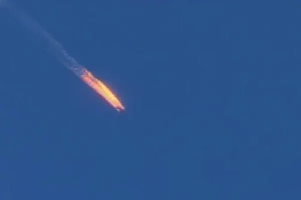 Avion doborât. Corpul pilotului rus ucis în Siria a ajuns în Turcia și va fi predat Moscovei