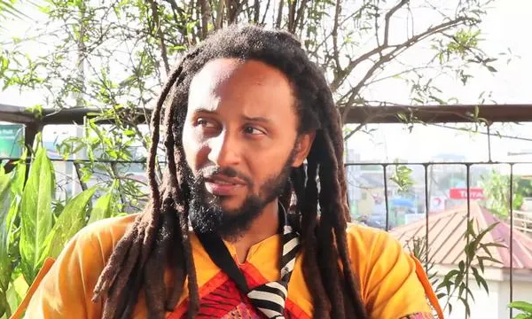 Protestele din România. Un rapper îi sfătuiește pe conaționalii lui să urmeze exemplul românilor