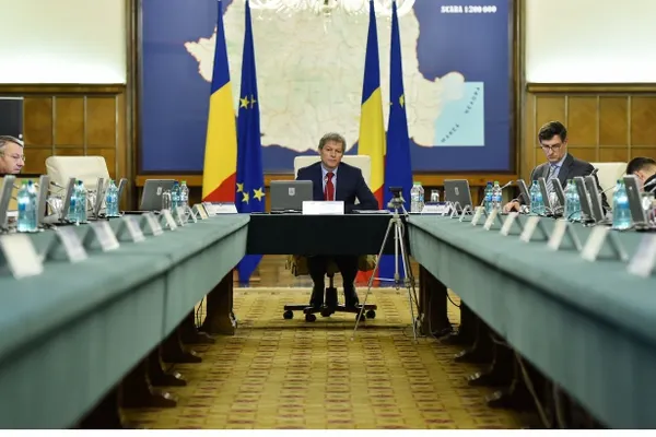 Cadoul Guvernului. 296 milioane de lei din Fondul de rezervă, primăriilor rămase fără bani