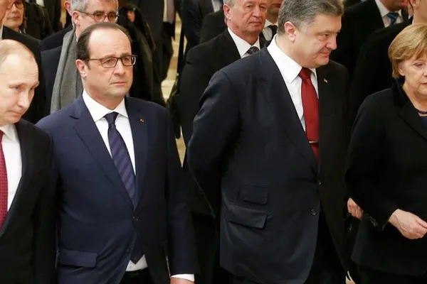 O nouă discuţie în formatul Normandia: Merkel, Putin, Hollande şi Poroşenko