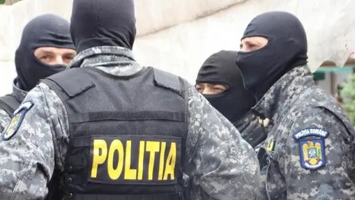 Saloane de înfrumusețare din Târgu-Jiu, asaltate de polițiști! E incredibil ce se întâmpla acolo