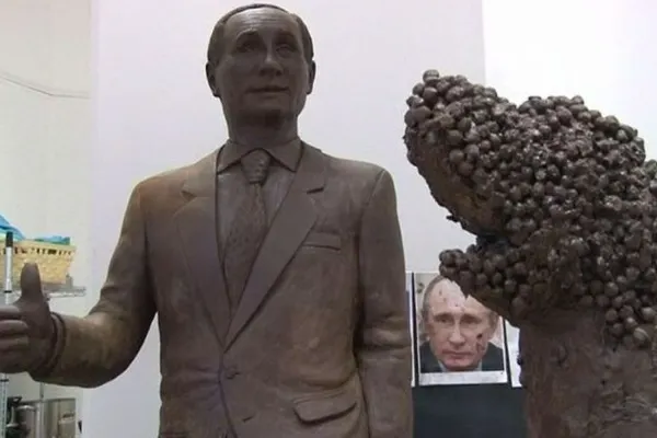 Putin va avea o statuie de ciocolată