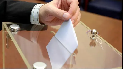 Guvernul verifică listele de alegători. Peste 1.500 de morţi, eliminaţi din liste