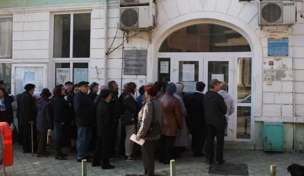 Tragedie la Constanța! Un bărbat a murit de frig așteptând pachetul cu alimente oferit de primărie