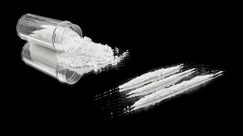 Cel mai mare laborator de cocaină din Olanda, descoperit de polițiști! Se produceau între 150 și 200 kg de cocaină pe zi