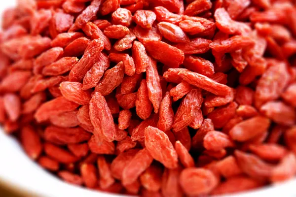 Goji, fructele-minune pentru sănătatea ta. Cum să le mănânci ca să slăbeşti