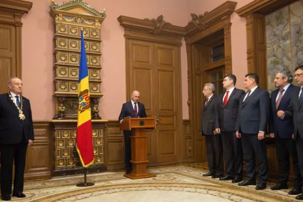 Președintele R. Moldova, mesaj de îngrijorare pentru Guvern, în ceremonia de depunere a jurământului