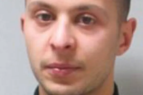 Ce au găsit polițiștii în apartamentul teroristului Salah Abdeslam