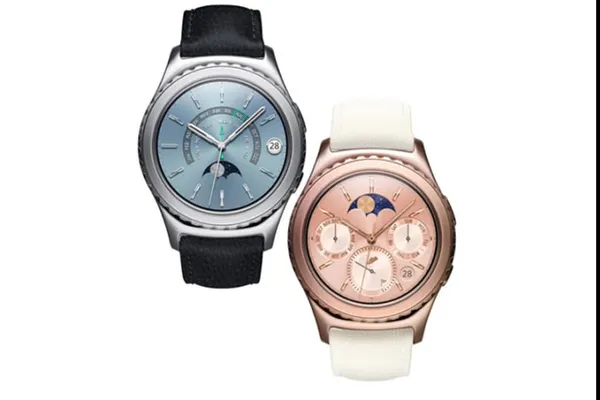 Samsung lansează un smartwatch din aur şi unul din platină!
