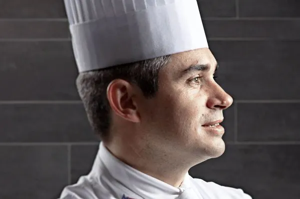 Cel mai renumit bucătar din lume s-a sinucis: avea 44 de ani. Restaurantul său, numărul 1 în lume