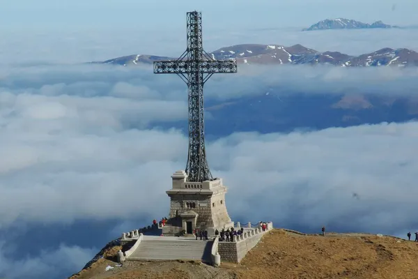 Decizie de ultimă oră a Guvernului în privința Crucii Caraiman! Ce se va întâmpla