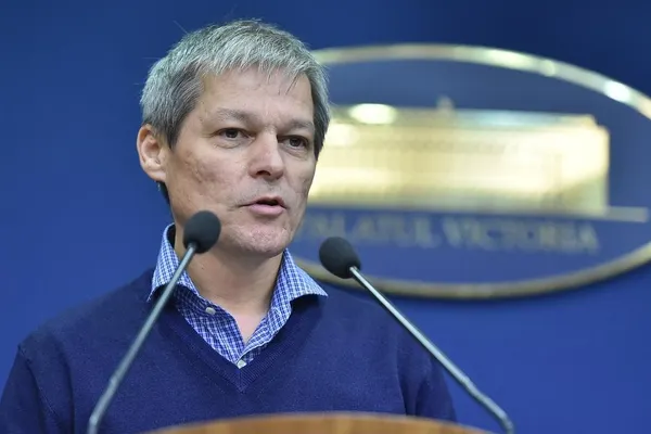 Dacian Cioloș va participa, luni, la ”Ora prim-ministrului”, la Camera Deputaților. Ce se va discuta