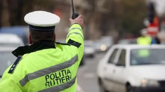 Bijuterii în valoare de peste 1 milion de lei, confiscate de polițiști după un control în trafic