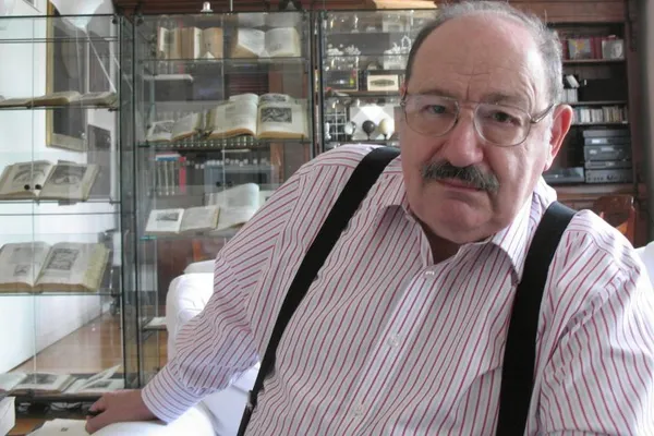 Umberto Eco, marele scriitor italian, a murit la 84 de ani