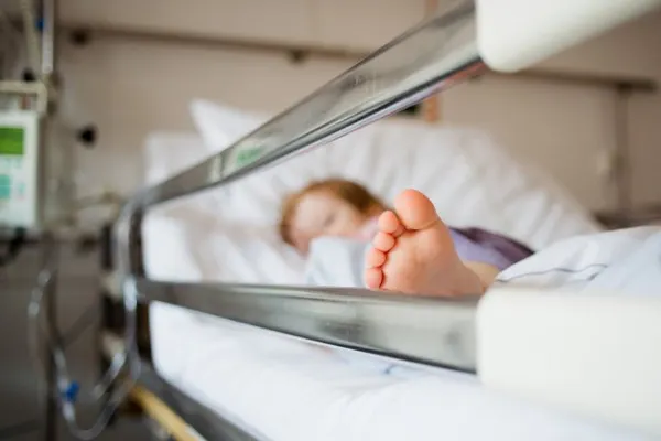 FOCAR Covid-19 în cel mai mare spital de Pediatrie. Bebelușii, testați de urgență