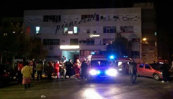 Însoţitorii răniţilor din Colectiv trataţi în străinătate primesc bani de la Guvern fără documente