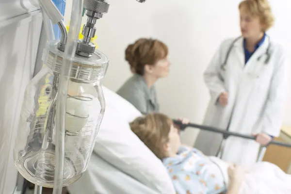 8 copii în tabără la Mediaş au ajuns la spital cu toxiinfecţie. Au mâncat la restaurantul hotelului