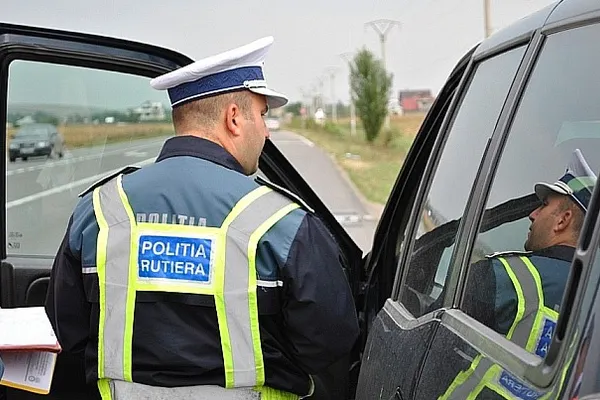 Anunț pentru toți șoferii. Sute de polițiști cu radare performante au ieșit în trafic