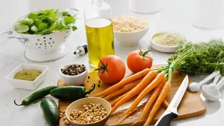 Alimentele care îți prelungesc tinerețea! Ce nu trebuie să îți lipsească din alimentația zilnică