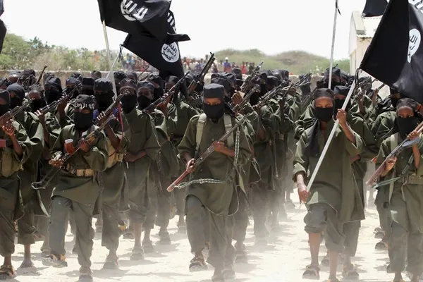 Zeci de membri ai grupului terorist Al-Shabab, ucişi în raiduri SUA în Somalia