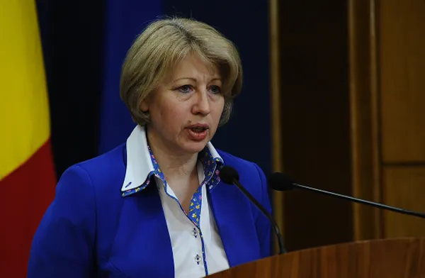 Ministrul Fondurilor Europene şi-a dat demisia. Aura Răducu pleacă din Guvern, la cererea lui Cioloş