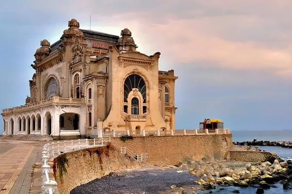 Cazinoul din Constanța, în plin proces de restaurare. Investiții de 12 milioane de euro - VIDEO