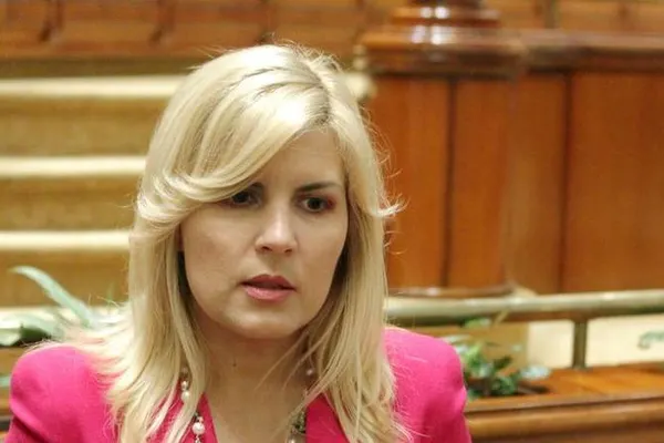DNA o pârăște pe Elena Udrea la Inspecția Judiciară pentru că ar fi afectat independența justiției