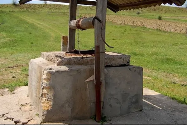 Fântâni din judeţul Argeş, infectate cu E.Coli. Avertismentul făcut de Direcţia de Sănătate Publică