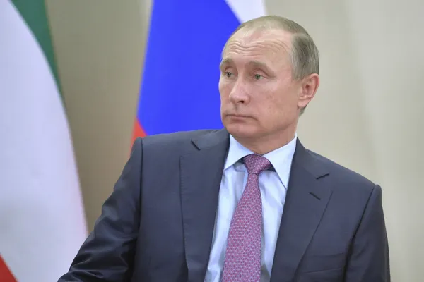 Panama Papers: Nunta fiicei mai mici a lui Putin, suspectată de finanțare prin societăți-fantomă
