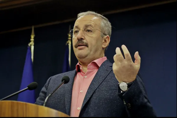 Vasile Dîncu: Guvernul a fost obligat să stea între opinia publică și cerințele Europei