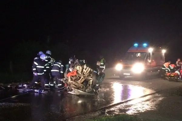 Un bătrân a fost lovit mortal pe trecerea de pietoni