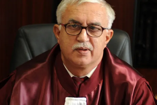 Augustin Zegrean, anunţ înainte de decizia CCR privind desfăşurarea alegerilor locale