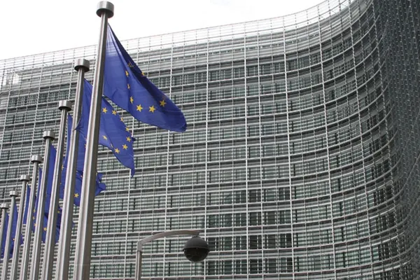 C. Europeană, semnal de alarmă privind modul în care România accesează fonduri europene din sănătate
