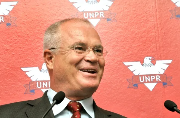 Eugen Nicolicea şi-a dat demisia din UNPR şi se înscrie în grupul PSD