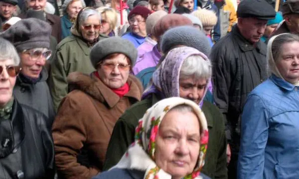 Măsuri disperate: Rusia ar putea majora vârsta de pensionare