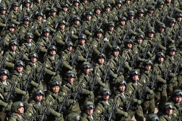 Scenariu înfricoşător. Armata anti-ISIS a Rusiei va deveni arma personală a lui Putin